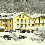 Sonnenhügel 4*