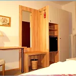 Sonnenhügel - 4*