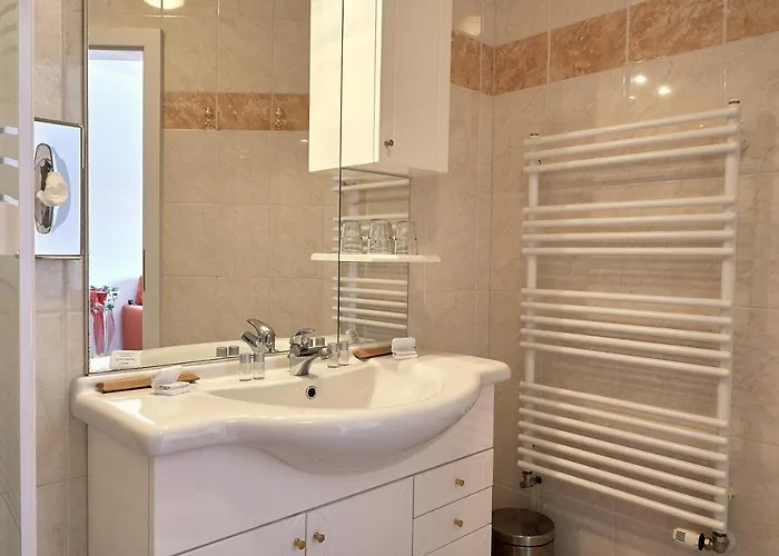 Hotel Sonnenhuegel 4*